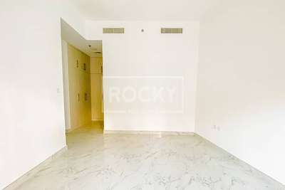 realestate photo 1