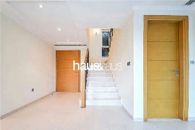 realestate photo 1