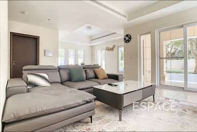 realestate photo 1