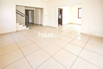 realestate photo 1