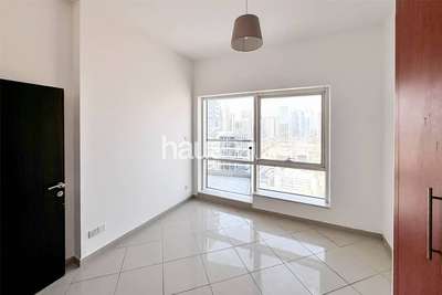 realestate photo 1