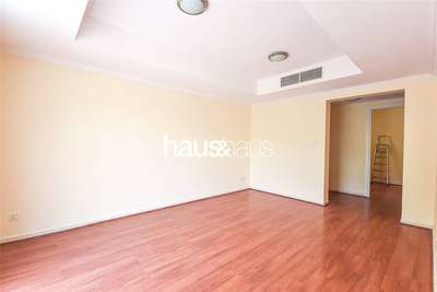 realestate photo 1