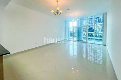 realestate photo 1