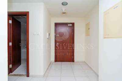 realestate photo 1