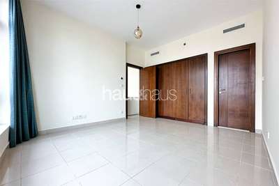 realestate photo 1