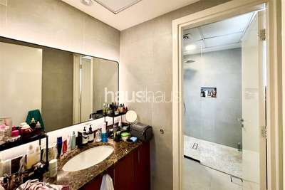 realestate photo 1