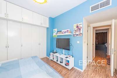 realestate photo 1