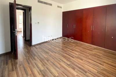 realestate photo 1