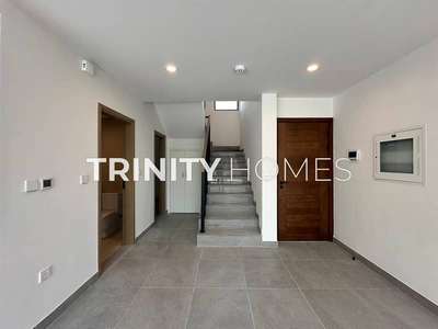 realestate photo 1