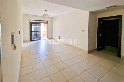 realestate photo 1