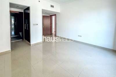 realestate photo 1